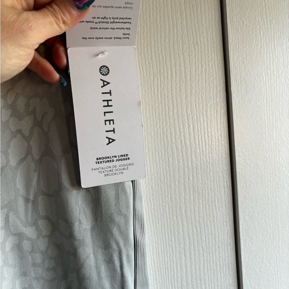 Athleta Brooklyn Lined Textured jogger - Picture 3 of 4